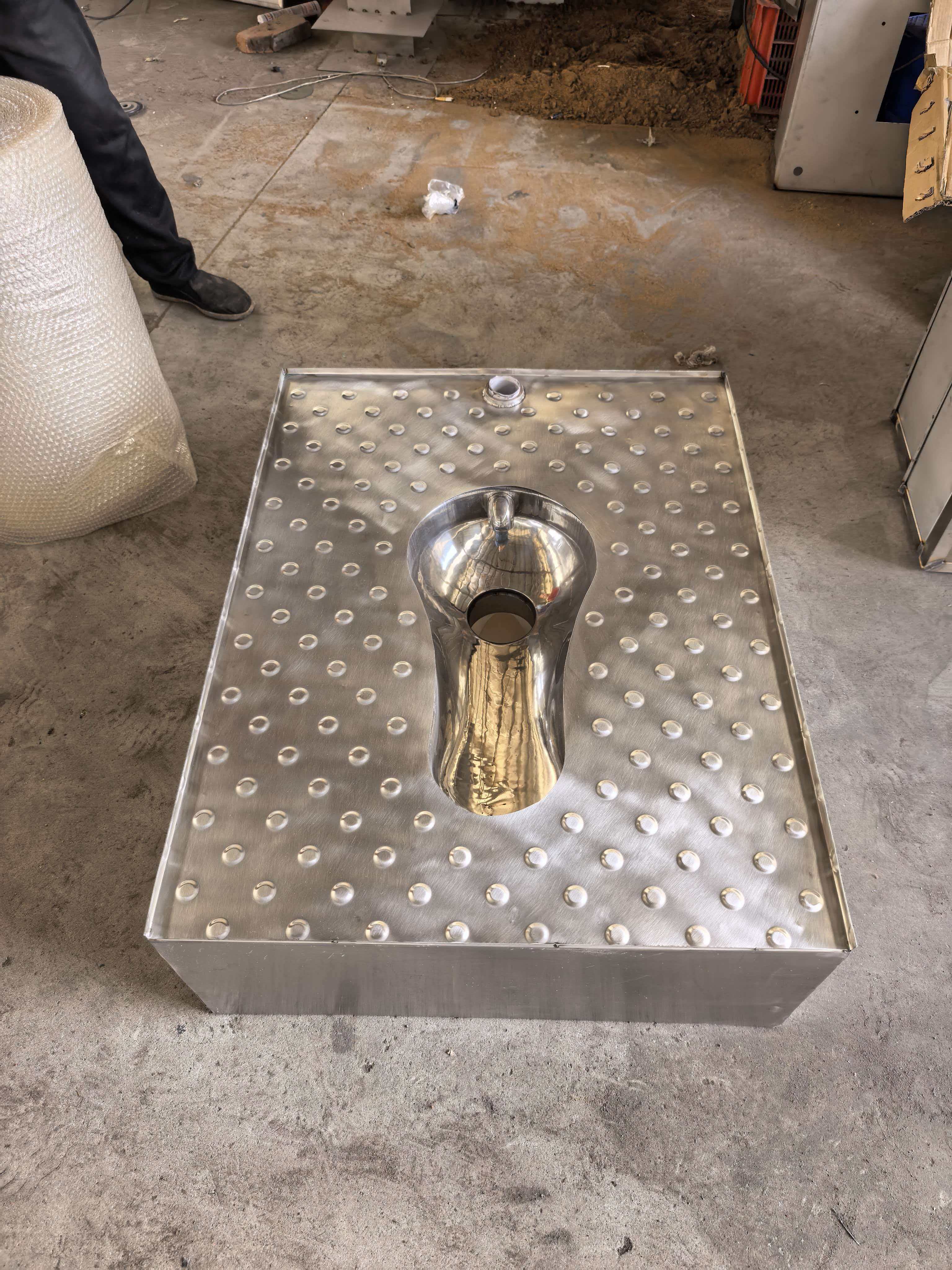 廊坊不锈钢一体蹲便器